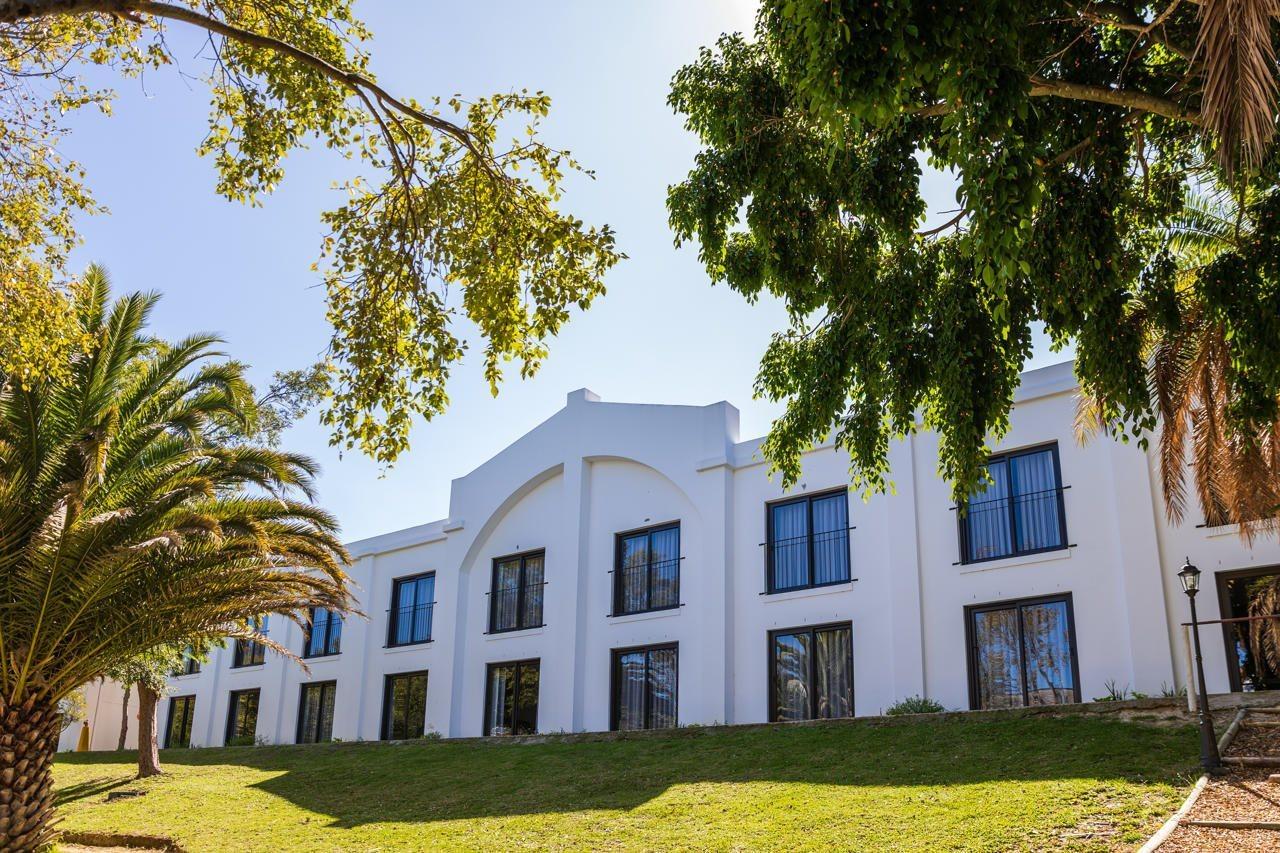 Nh Cape Town The Lord Charles Hotel Exterior photo