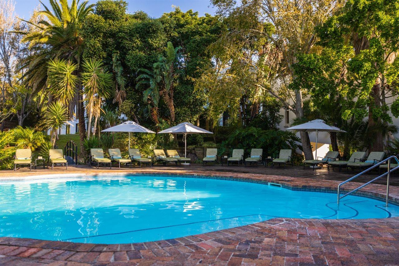 Nh Cape Town The Lord Charles Hotel Exterior photo