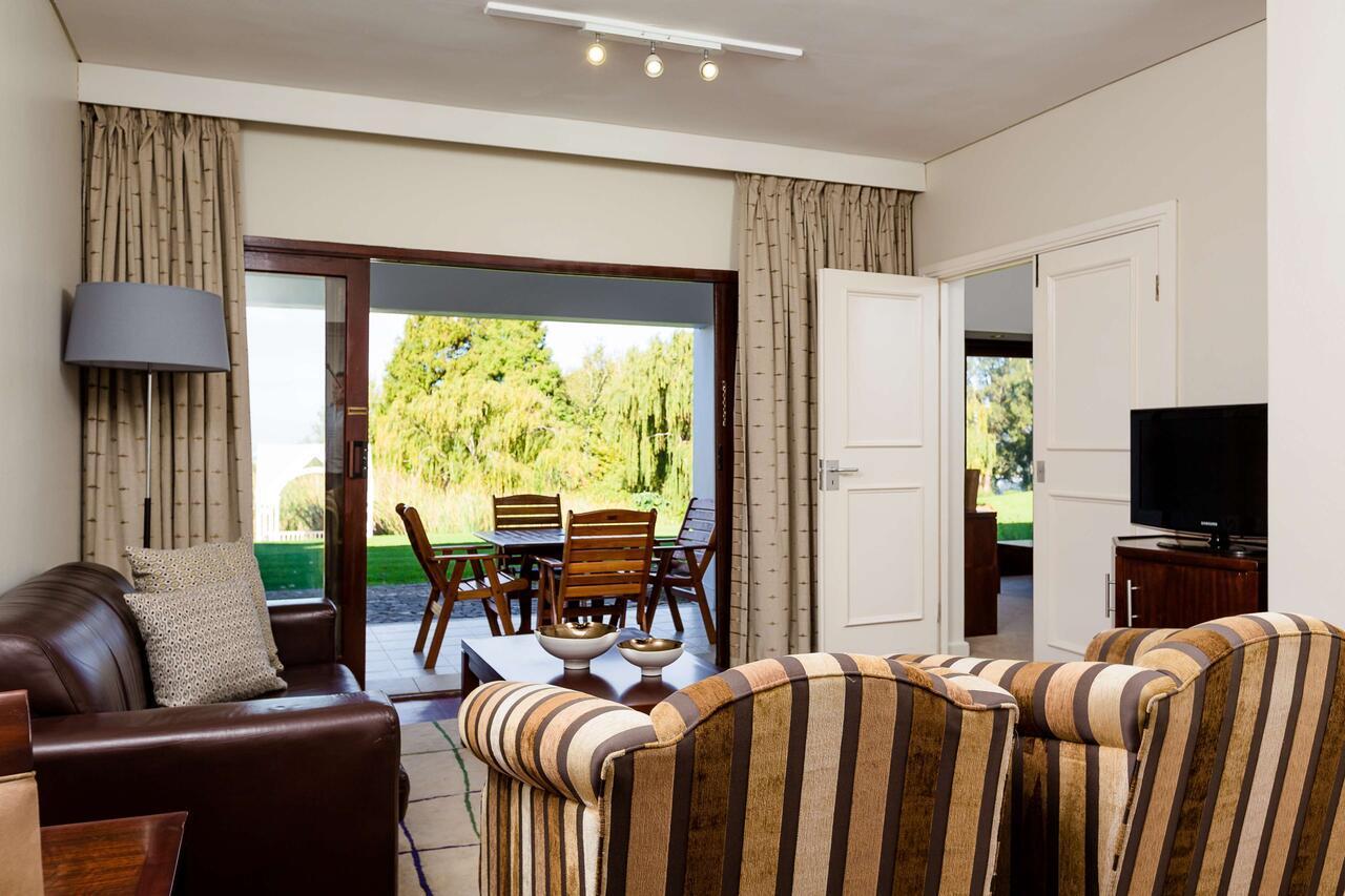 Nh Cape Town The Lord Charles Hotel Exterior photo